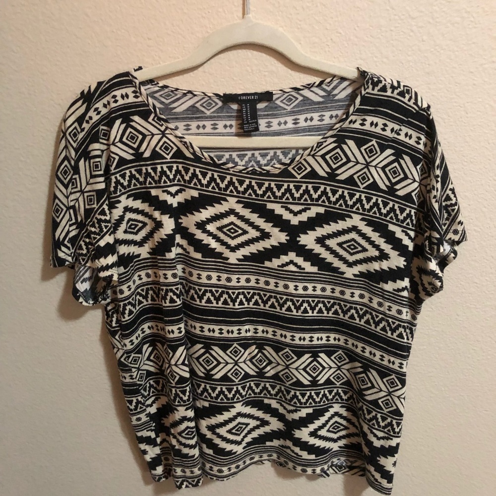 FOREVER 21 CHEVRON PRINT